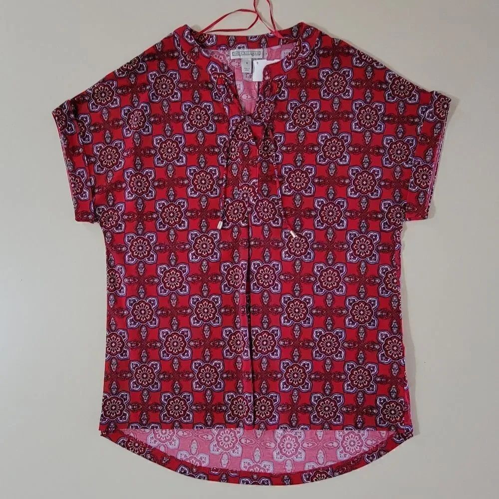Dana Buchman Red Kaleidoscope Print Short Sleeve Blouse